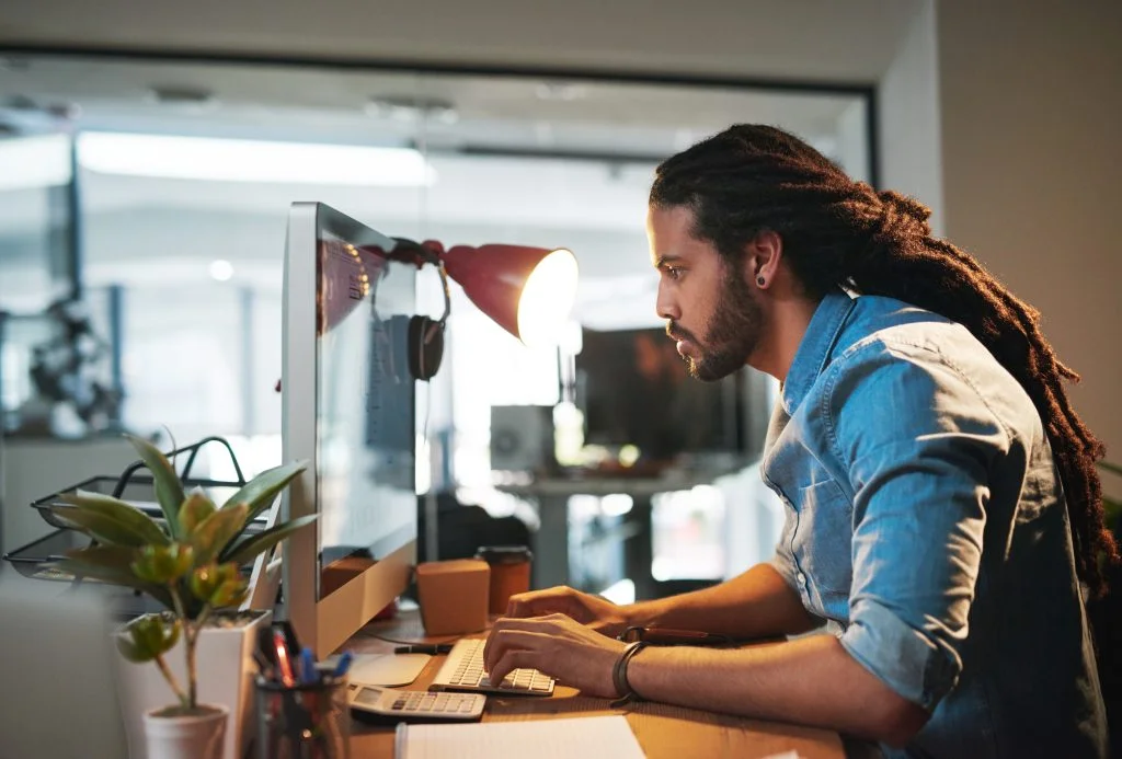 How Not to Be Replaced by AI: The Guide to Developing Your “Human Advantage”